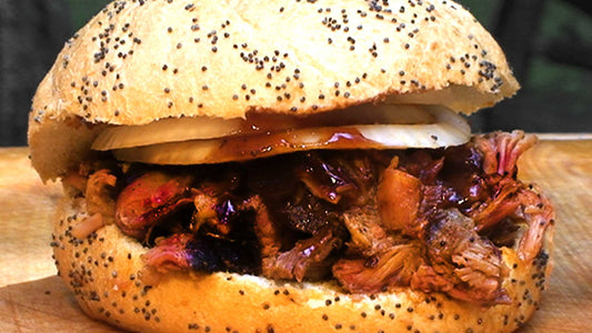 SLOW SMOKED RIB SANDWICH